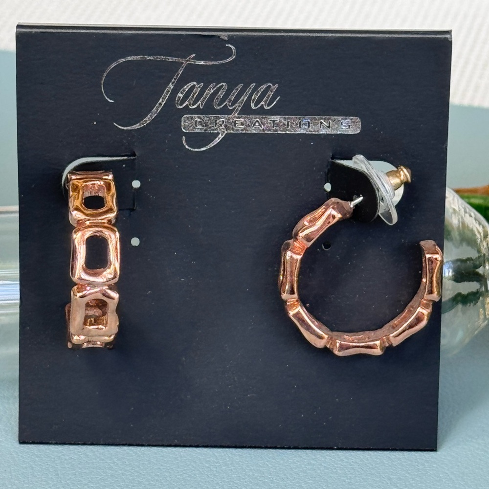 Rose Gold Geometric Hoop Earrings 1 inch